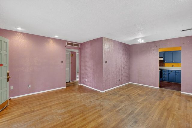 1711 N Sam Houston Ave, Odessa, TX 79761