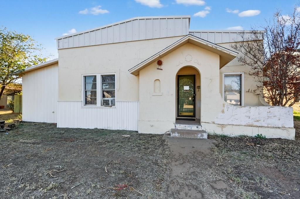 1711 N Sam Houston Ave, Odessa, TX 79761