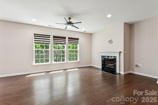 717 Laurel Oaks Court, Fort Mill, SC 29715