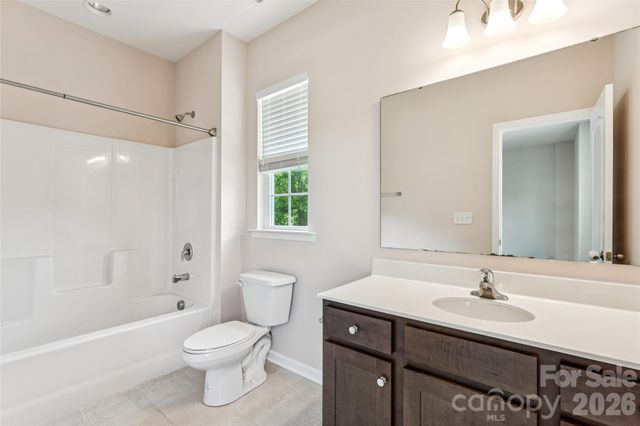 717 Laurel Oaks Court, Fort Mill, SC 29715