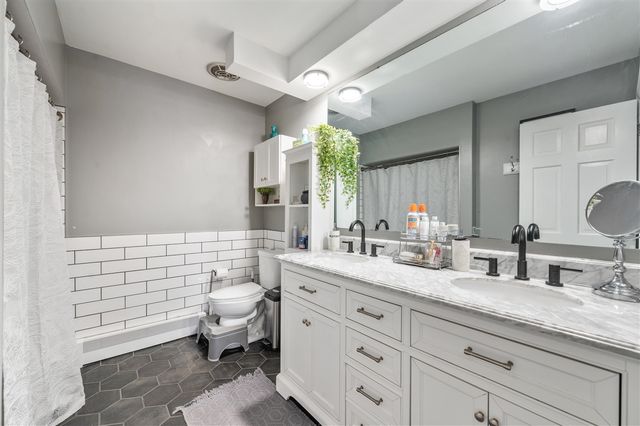 910 Dexter Street, Big Rapids, MI 49307