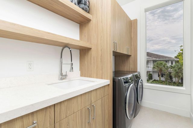 237 Desota Road, West Palm Beach, FL 33405