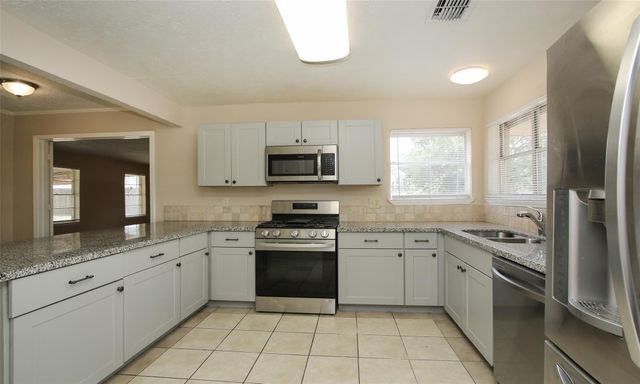 6406 Ashton Street, Houston, TX 77091