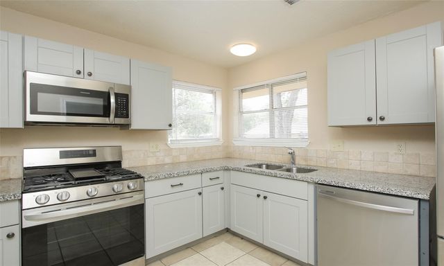 6406 Ashton Street, Houston, TX 77091