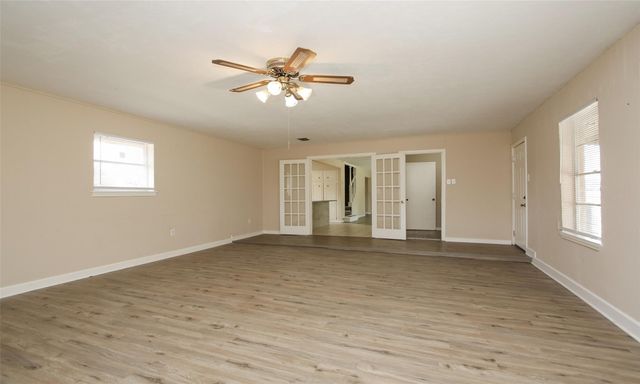 6406 Ashton Street, Houston, TX 77091