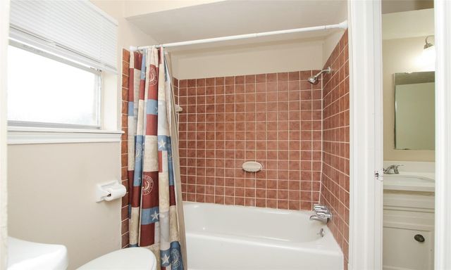 6406 Ashton Street, Houston, TX 77091