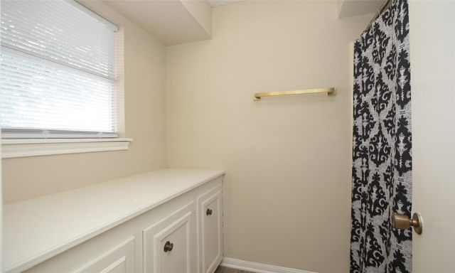 6406 Ashton Street, Houston, TX 77091