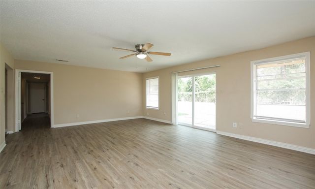 6406 Ashton Street, Houston, TX 77091