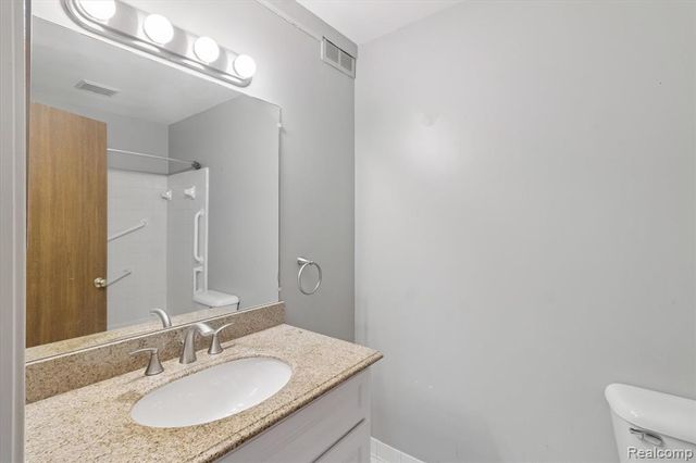 413 Water Tower Circle, Brighton, MI 48116