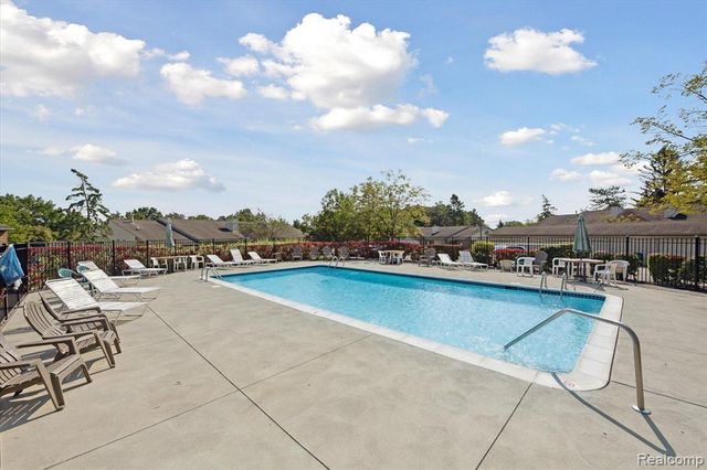 413 Water Tower Circle, Brighton, MI 48116