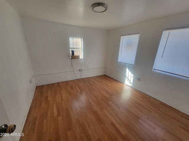 2501 E JONES Avenue, Phoenix, AZ 85040