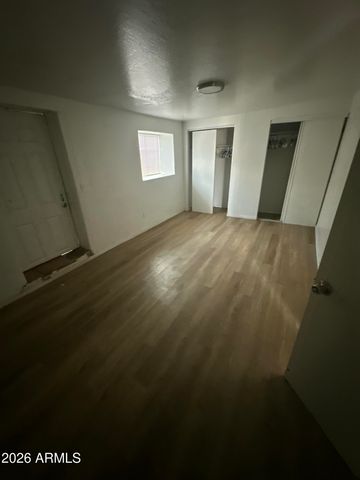 2501 E JONES Avenue, Phoenix, AZ 85040