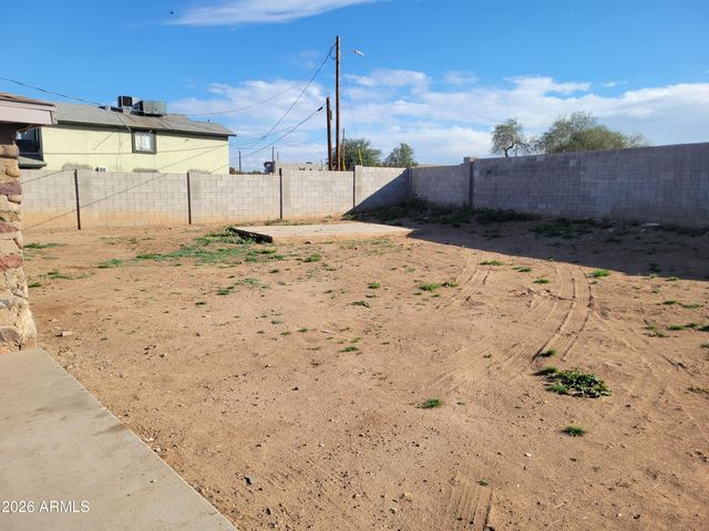 2501 E JONES Avenue, Phoenix, AZ 85040