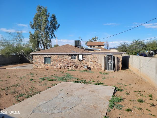 2501 E JONES Avenue, Phoenix, AZ 85040