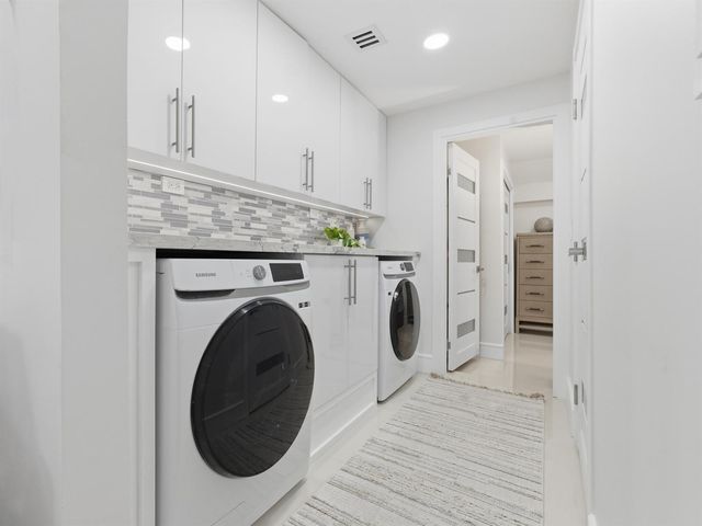2210 NE 3rd Ave Avenue, Delray Beach, FL 33444