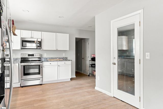112 W 1st Street, Williamston, SC 29697