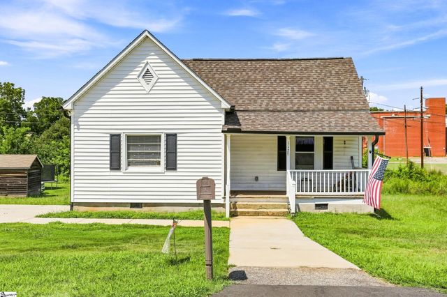 112 W 1st Street, Williamston, SC 29697