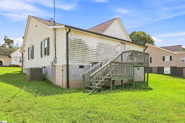 112 W 1st Street, Williamston, SC 29697
