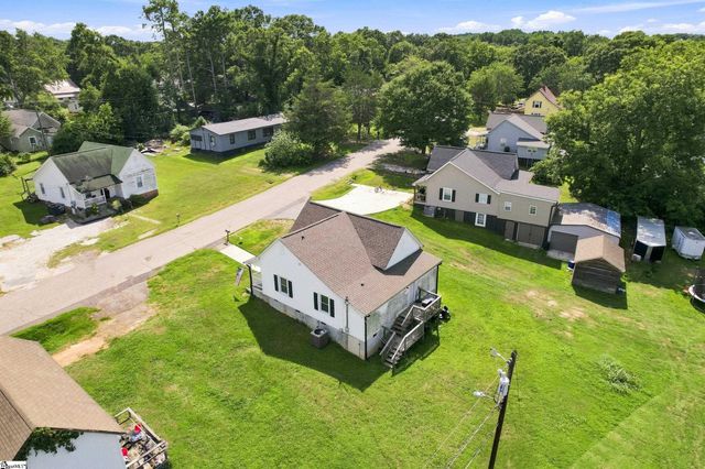 112 W 1st Street, Williamston, SC 29697