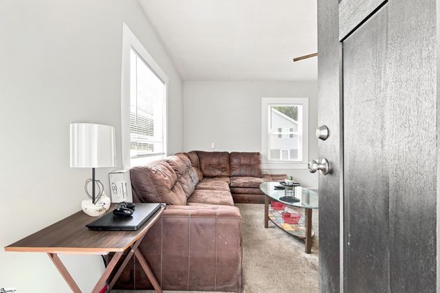 112 W 1st Street, Williamston, SC 29697