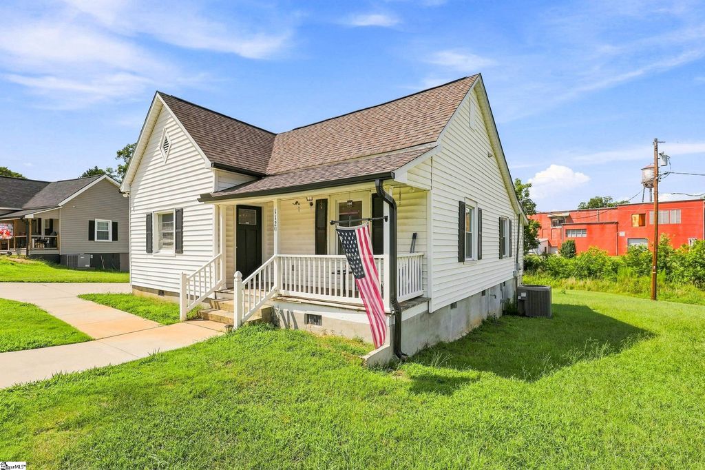 112 W 1st Street, Williamston, SC 29697