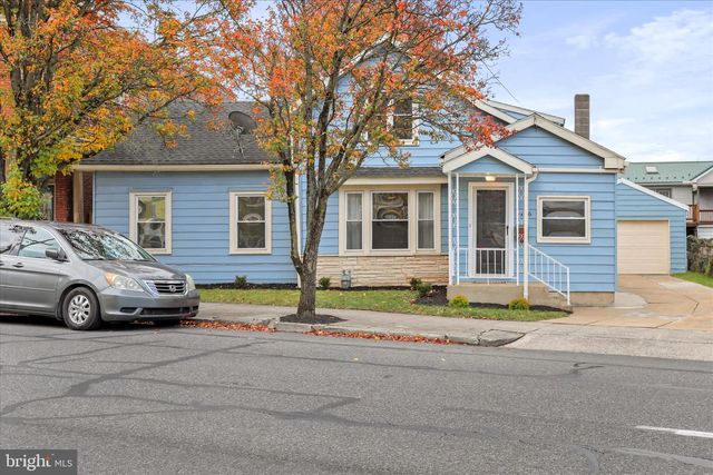 466 LINCOLN WAY EAST E, Chambersburg, PA 17201