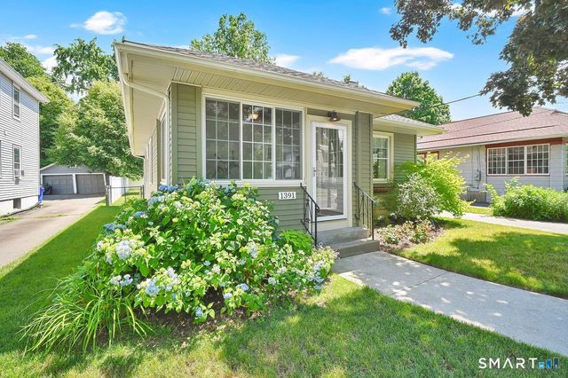 1391 Boulevard, West Hartford, CT 06119