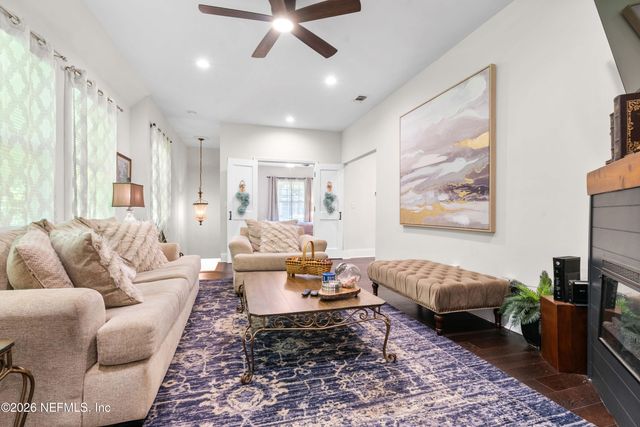 1138 WALNUT Street, Jacksonville, FL 32206