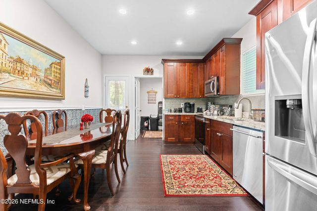 1138 WALNUT Street, Jacksonville, FL 32206