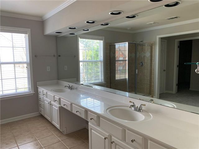 7985 Cavendish Place, Suwanee, GA 30024