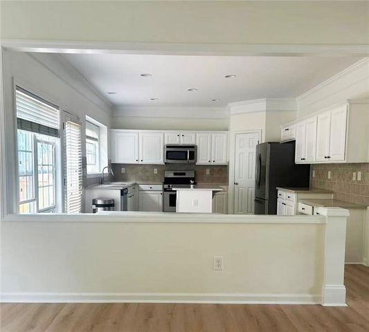 7985 Cavendish Place, Suwanee, GA 30024