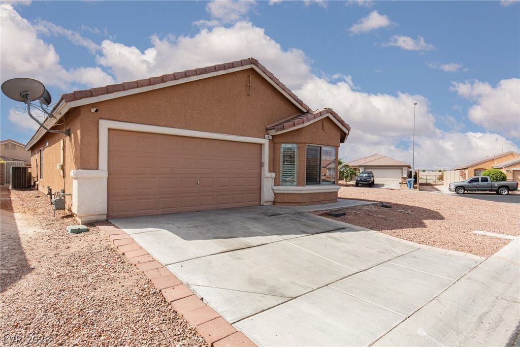 6451 Abbeville River Court, Las Vegas, NV 89122 — exterior