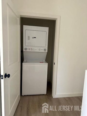 356 Ridge Road R9, South Brunswick, NJ 08810