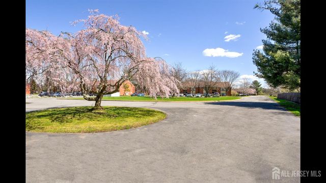 356 Ridge Road R9, South Brunswick, NJ 08810