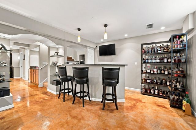 150 Santa Fe Lane, Willow Springs, IL 60480