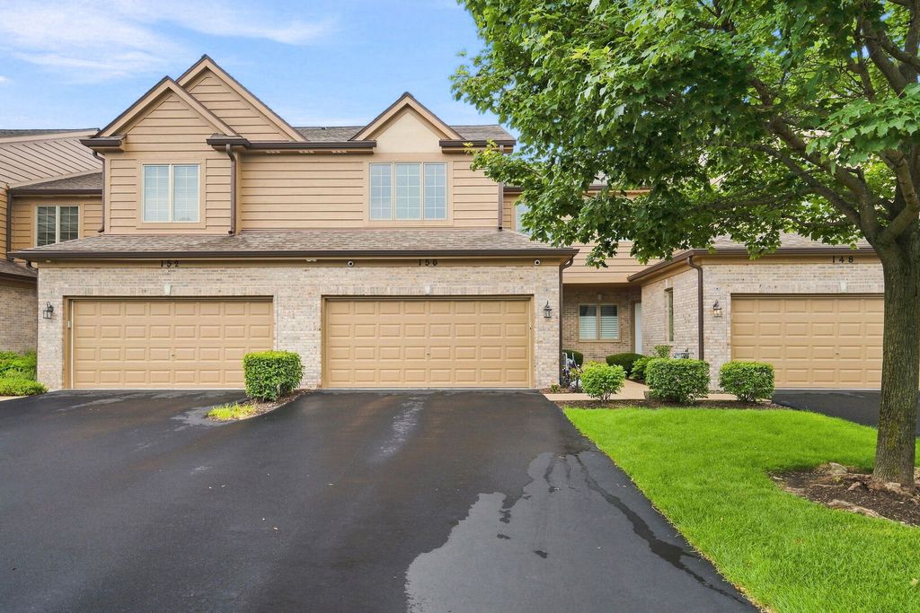 150 Santa Fe Lane, Willow Springs, IL 60480