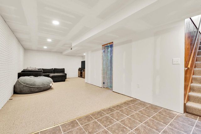 3145 Glacier DRIVE, Hubertus, WI 53033