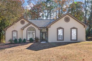6512 Shady Valley Drive, Flowery Branch, GA 30542