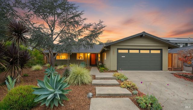 1881 Las Gallinas Ave, San Rafael, CA 94903