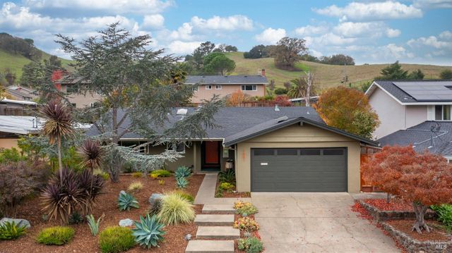 1881 Las Gallinas Ave, San Rafael, CA 94903