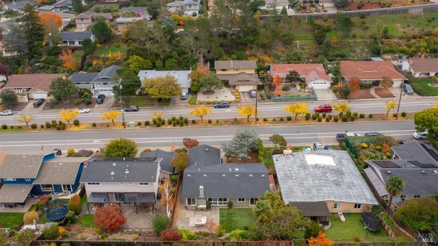 1881 Las Gallinas Ave, San Rafael, CA 94903