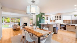 1881 Las Gallinas Ave, San Rafael, CA 94903