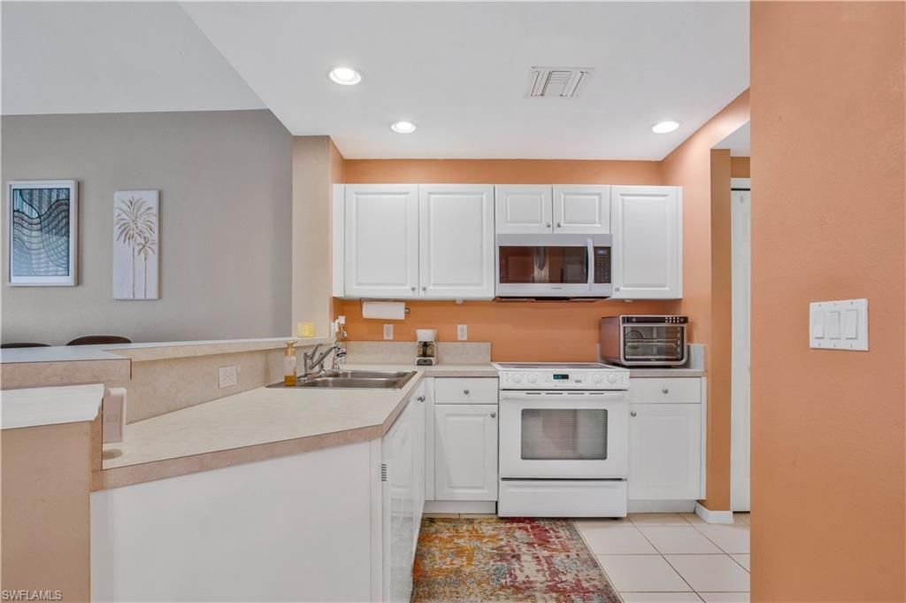 4219 Liron AVE 103, FORT MYERS, FL 33916 — photo 5