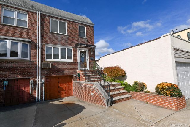 7112 71st Place, Glendale, NY 11385