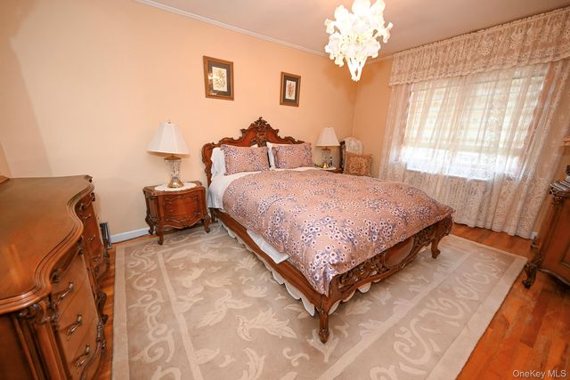 7112 71st Place, Glendale, NY 11385