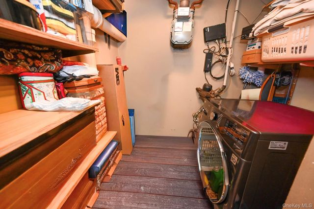 7112 71st Place, Glendale, NY 11385