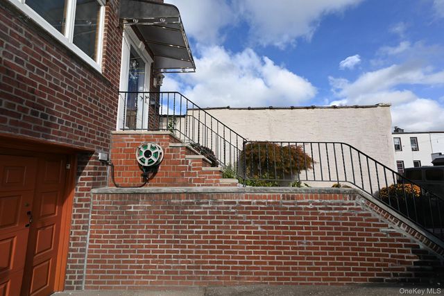 7112 71st Place, Glendale, NY 11385