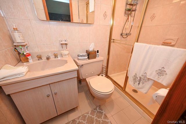 7112 71st Place, Glendale, NY 11385