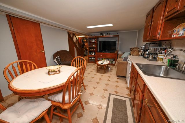 7112 71st Place, Glendale, NY 11385