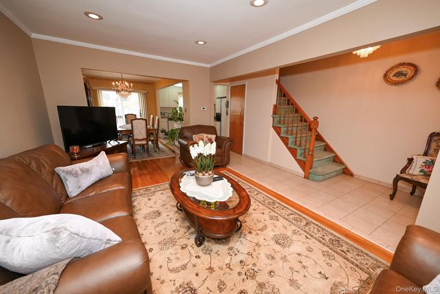 7112 71st Place, Glendale, NY 11385